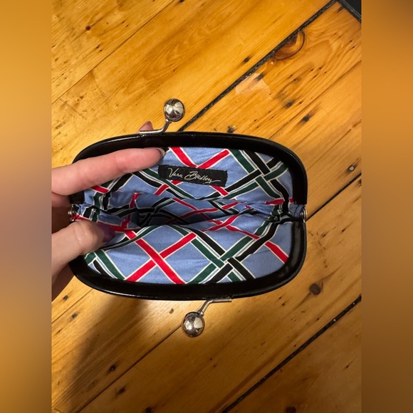 Vera Bradley Kiss Lock Wallet - Picture 4 of 4